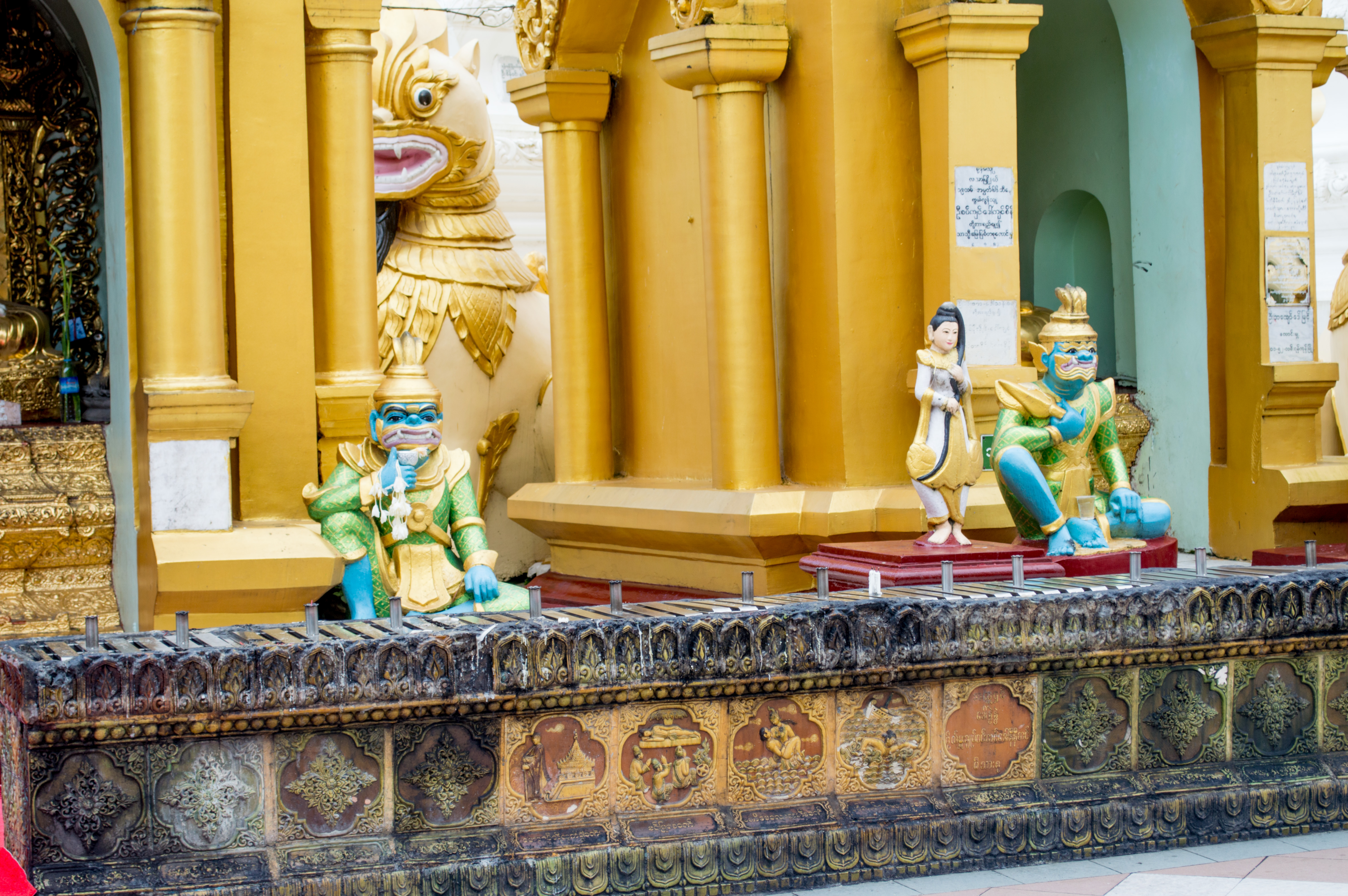 Schwedagon Pagoda12_BlueGuys
